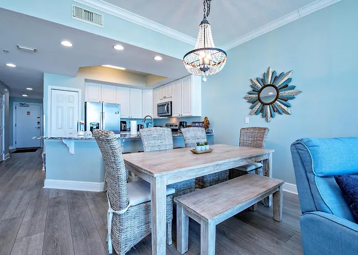 San Carlos 307 - Beachfront - Sleeps 8 - Prickett * Gulf Shores