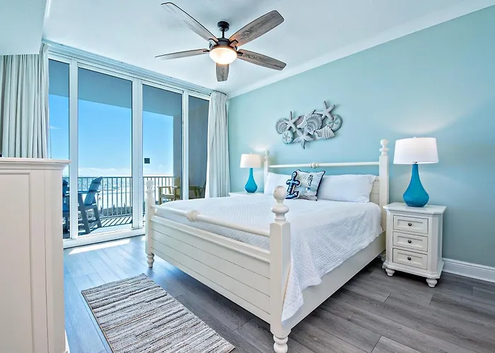 San Carlos 307 - Beachfront - Sleeps 8 - Prickett
